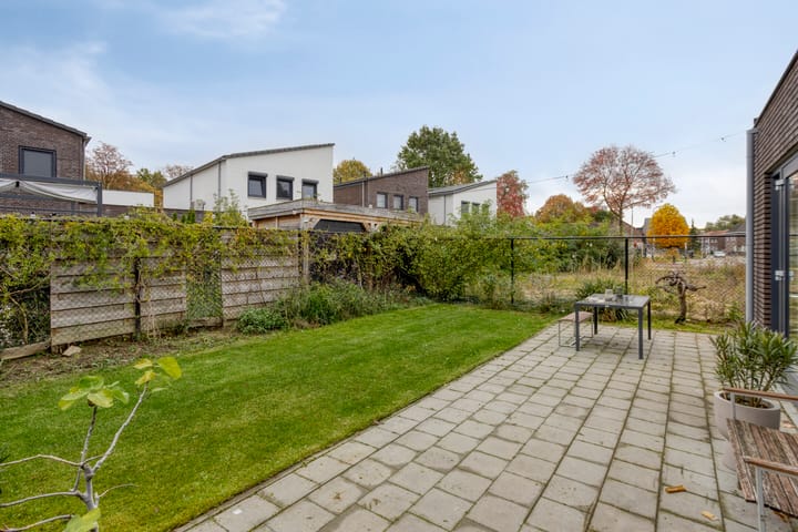 Foto 25 van Bredeweg 471