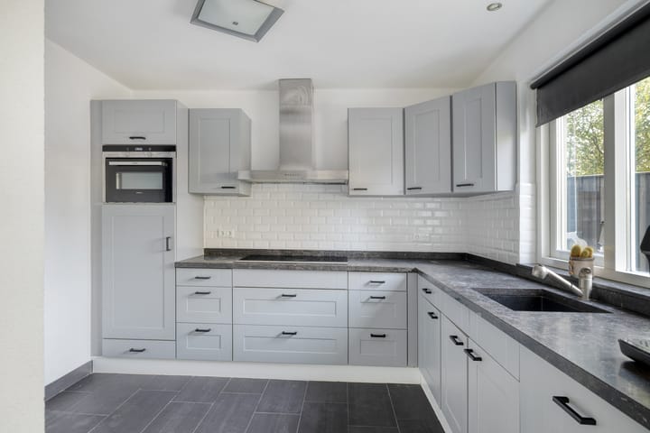 Foto 3 van Bijenweide 19