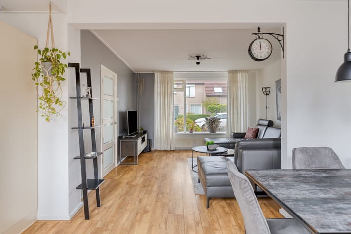 Foto 12 van Merwedestraat 21