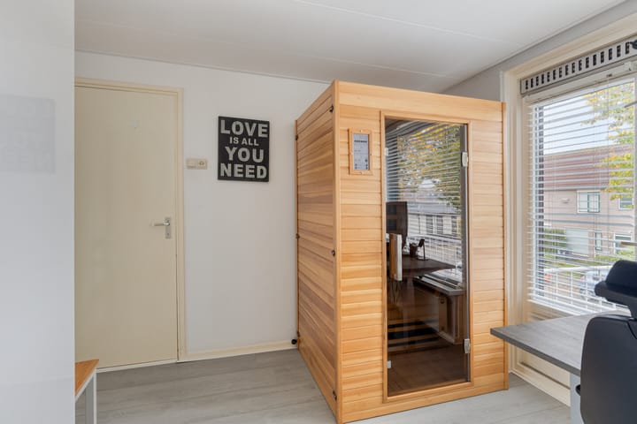 Foto 19 van Merwedestraat 21