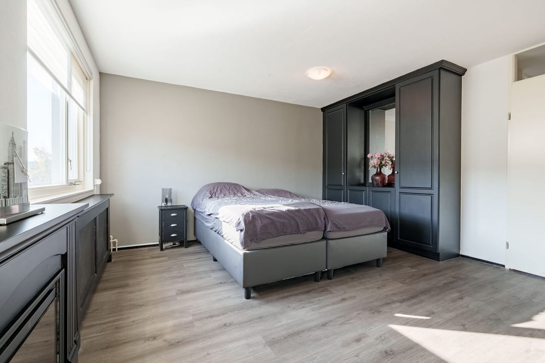 Photo 13 of Gerard Walschaphove 26