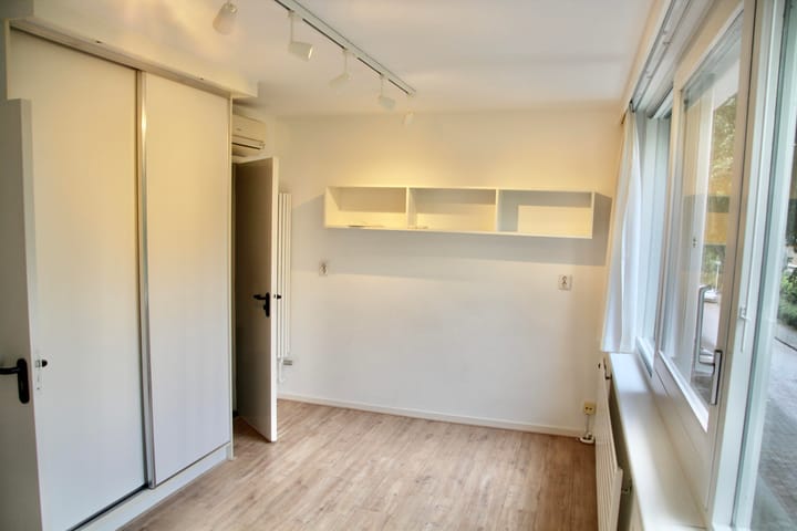 Photo 20 of Sinjeur Semeynsstraat 25