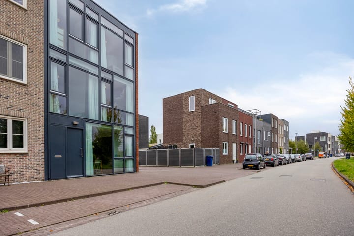 Foto 68 van Saturnussingel 246