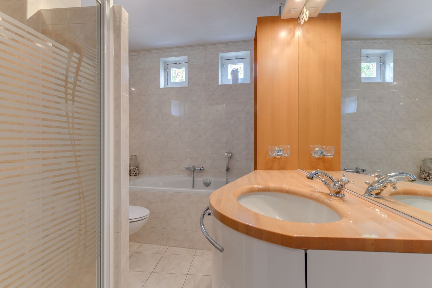 Foto 29 van Alver 27