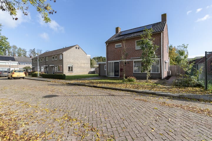 Photo 43 of Linteloostraat 5