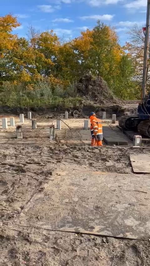 Foto 11 van Wijkplaats 44-B