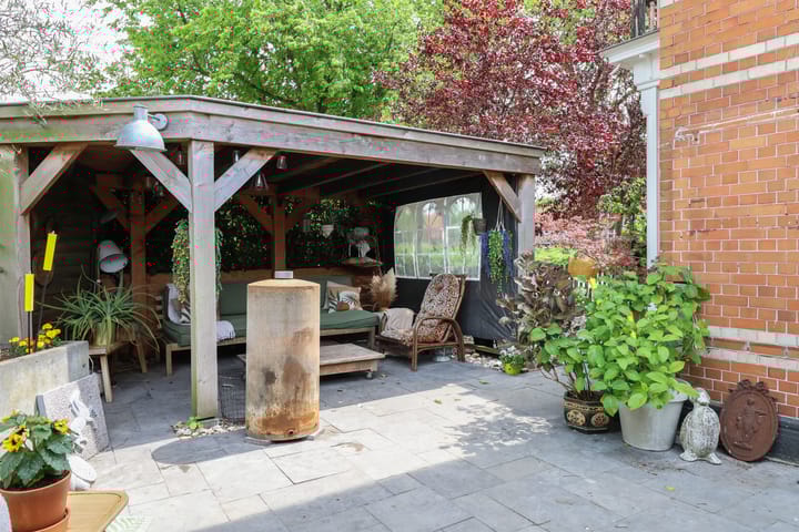 Photo 64 of Willem Lodewijkstraat 131