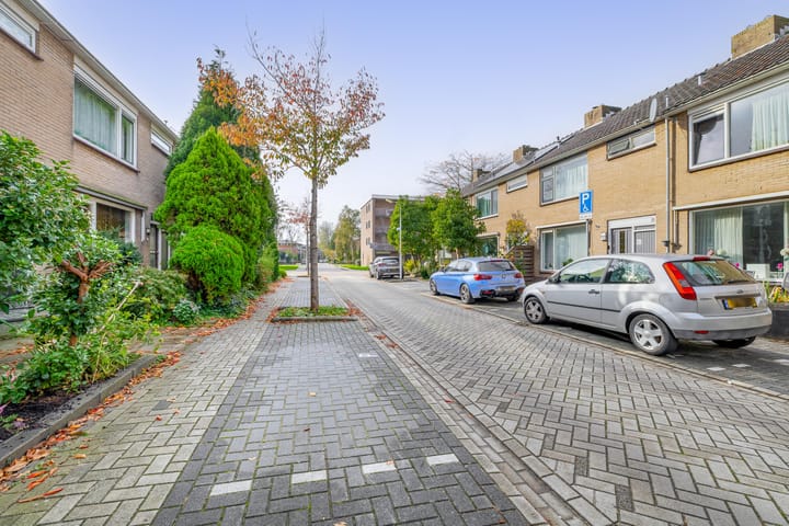 Foto 5 van Madeliefstraat 23