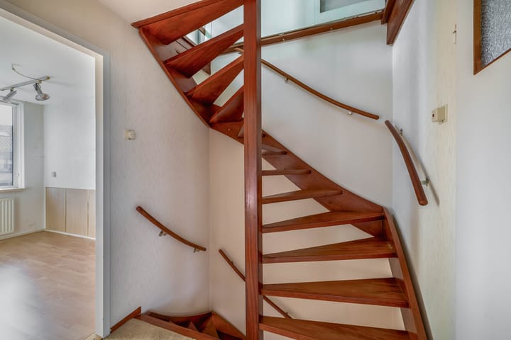 Foto 15 van Madeliefstraat 23