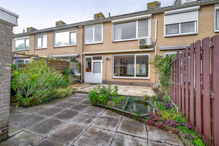 Foto 28 van Madeliefstraat 23