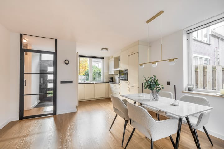 Foto 9 van Voerman 99