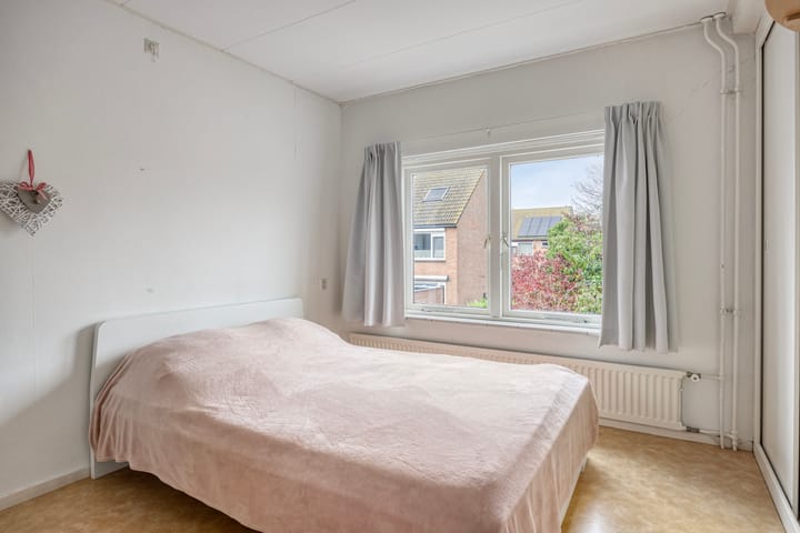 Foto 10 van Vrouw Venneweg 3