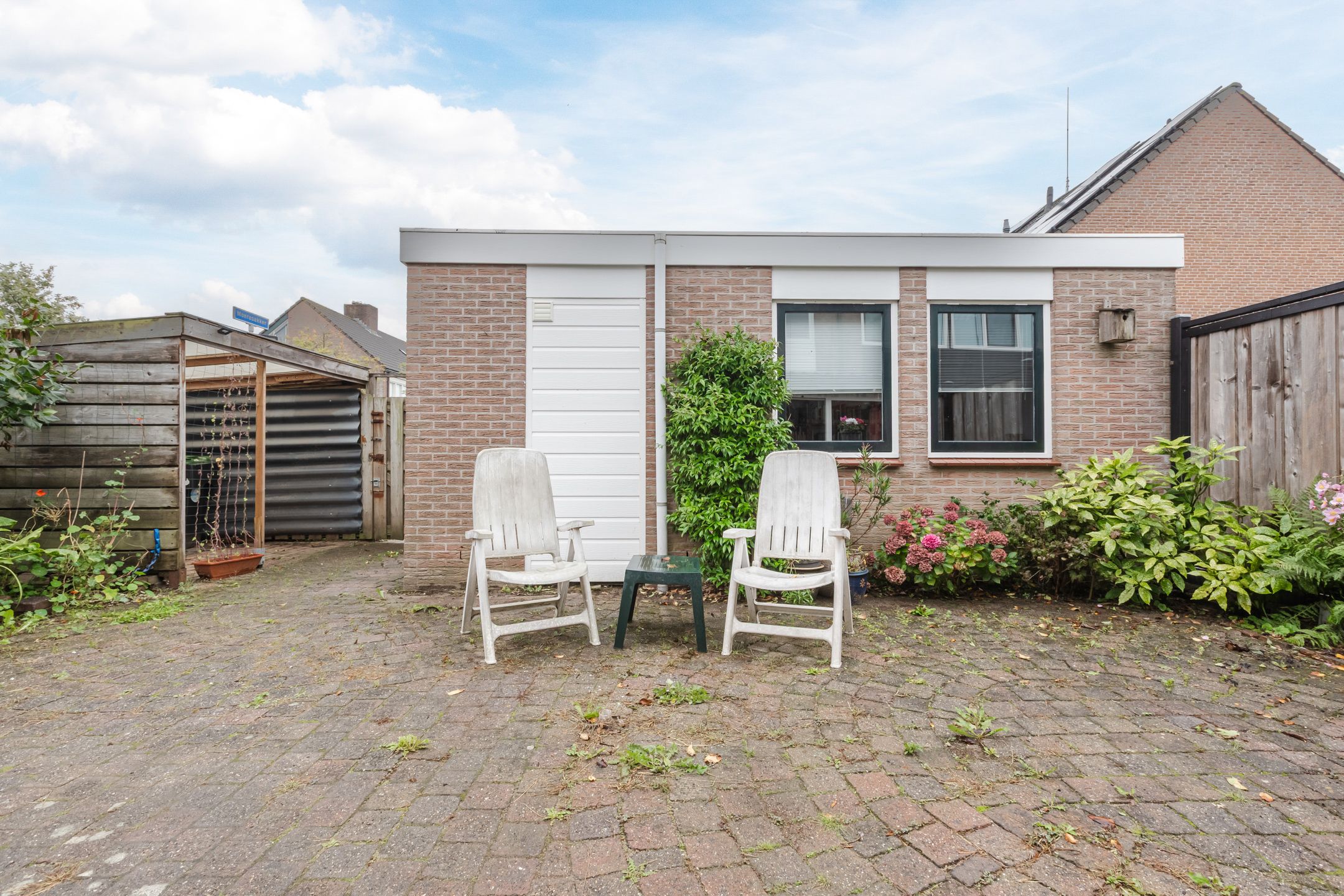 Photo 36 of Moerasakker 1