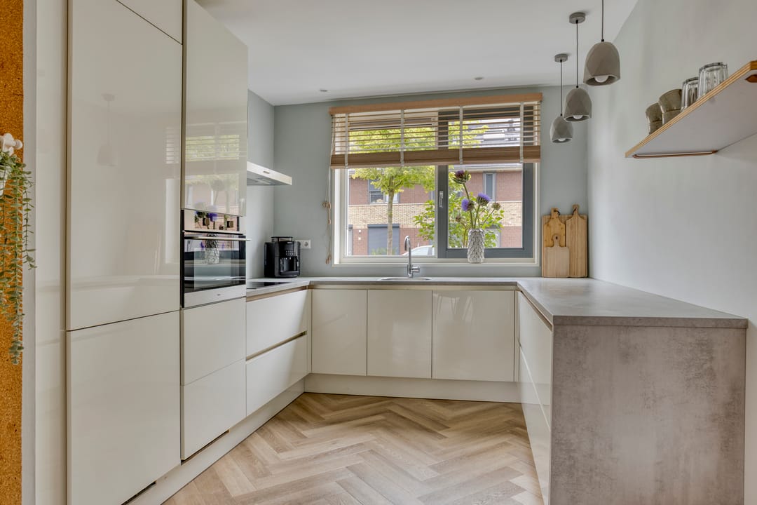 Photo 2 of Don Carlosstraat 9