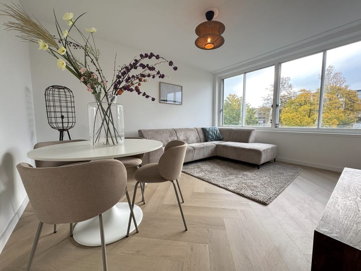 Photo 1 of Loderlaan 7