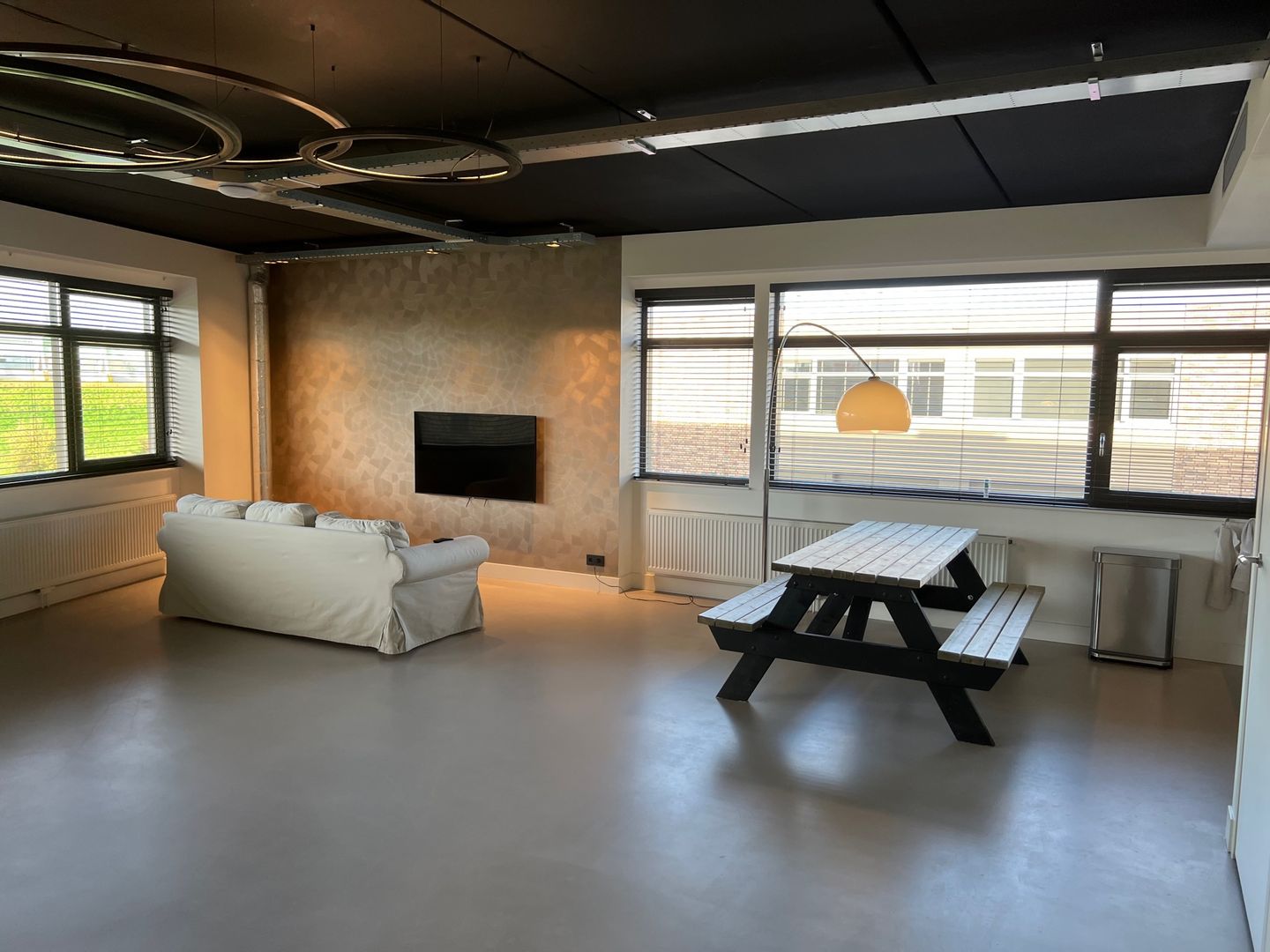 View photo 5 of Ploegerstraat 16