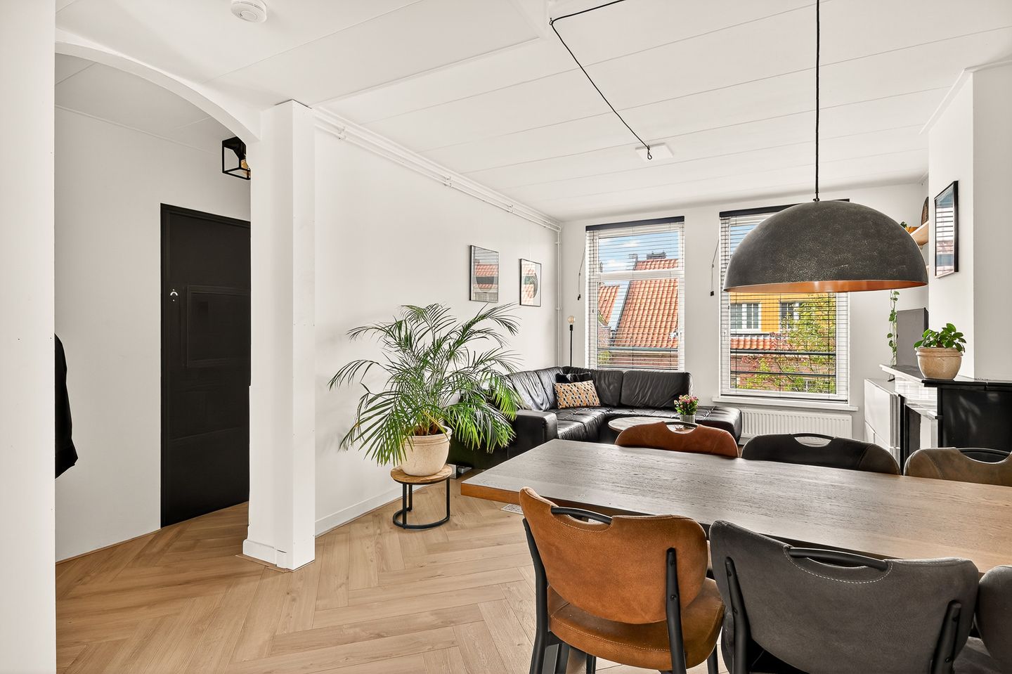 Foto 5 van Djambistraat 5-2