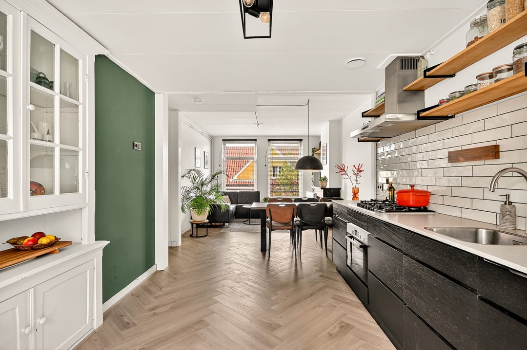 Foto 11 van Djambistraat 5-2