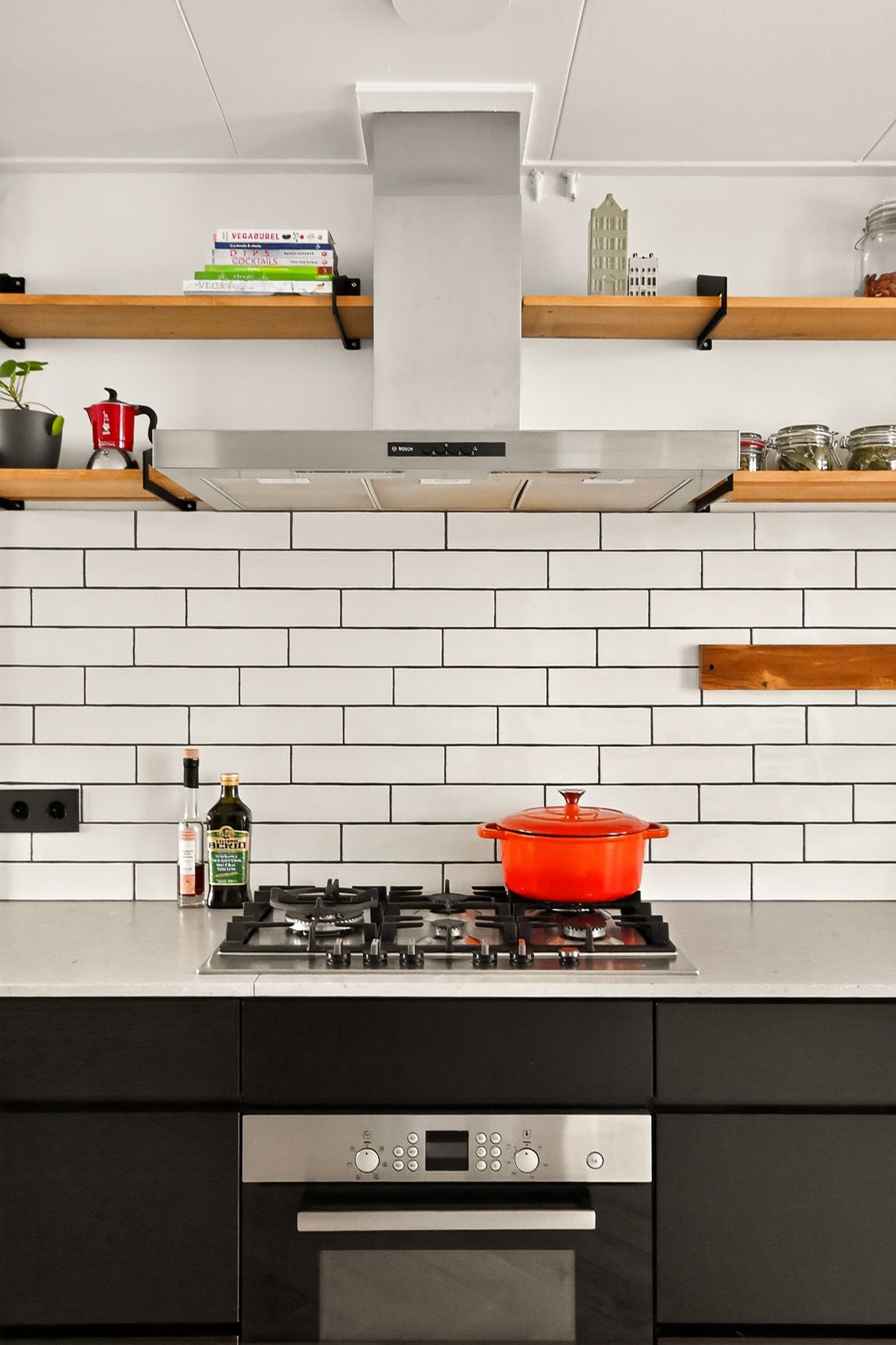 Foto 12 van Djambistraat 5-2