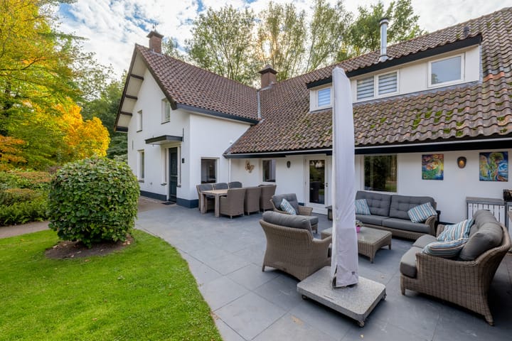 Foto 53 van Runselstraat 10