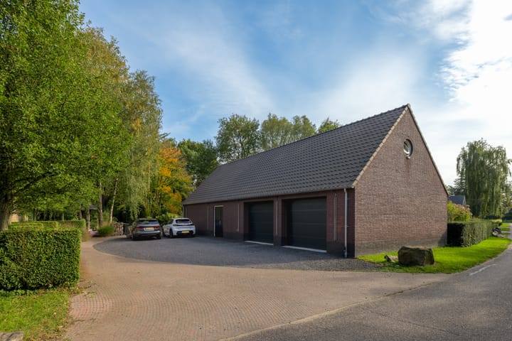 Foto 72 van Runselstraat 10