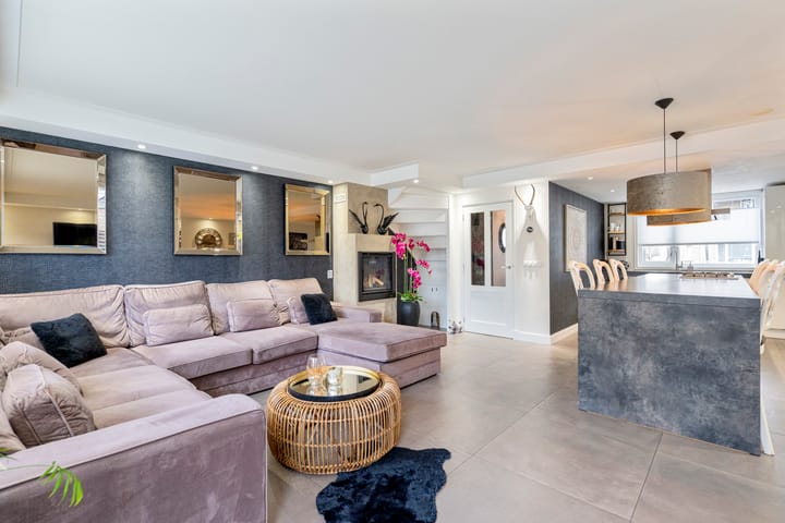 Foto 2 van Floraronde 328