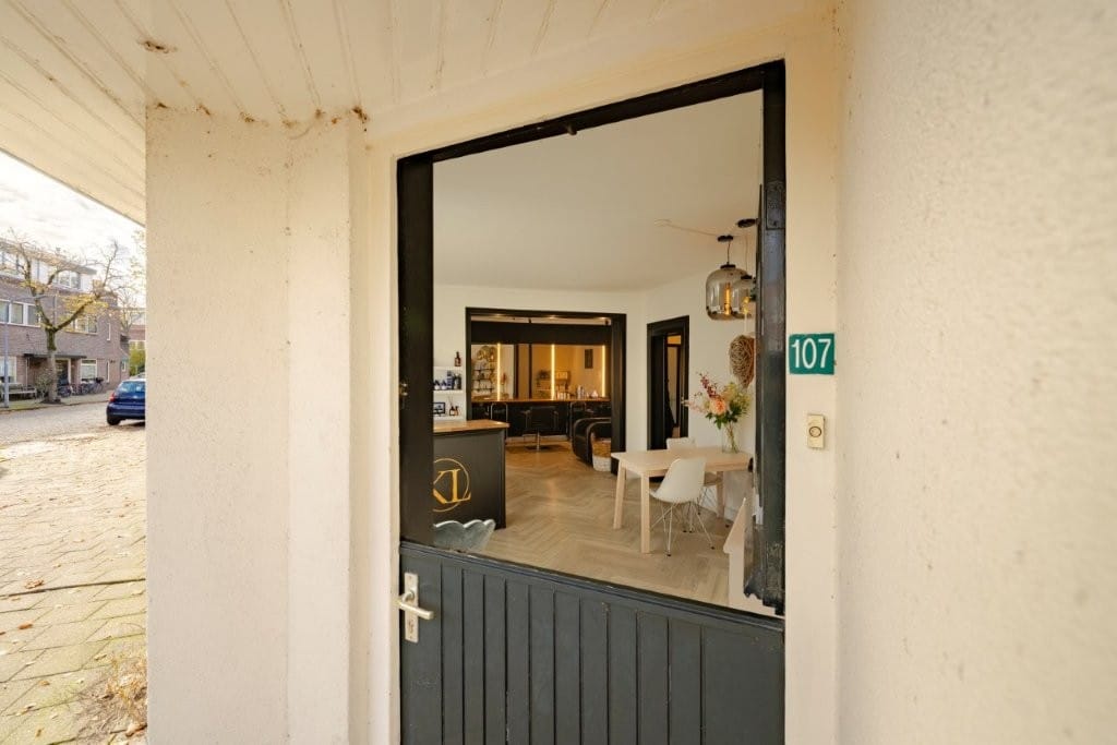 View photo 3 of Timorstraat 107