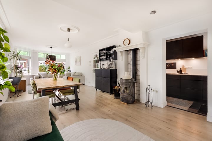 Foto 8 van Pijnboomstraat 118