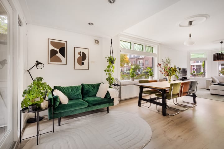 Foto 9 van Pijnboomstraat 118