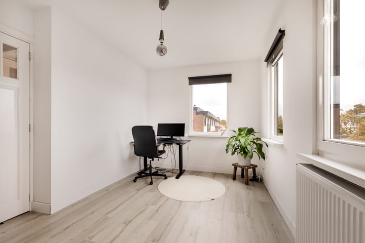 Foto 23 van Pijnboomstraat 118