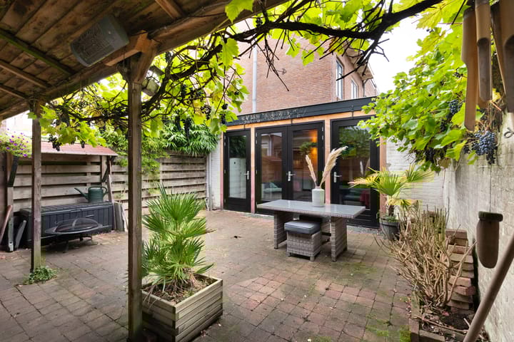 Foto 30 van Pijnboomstraat 118