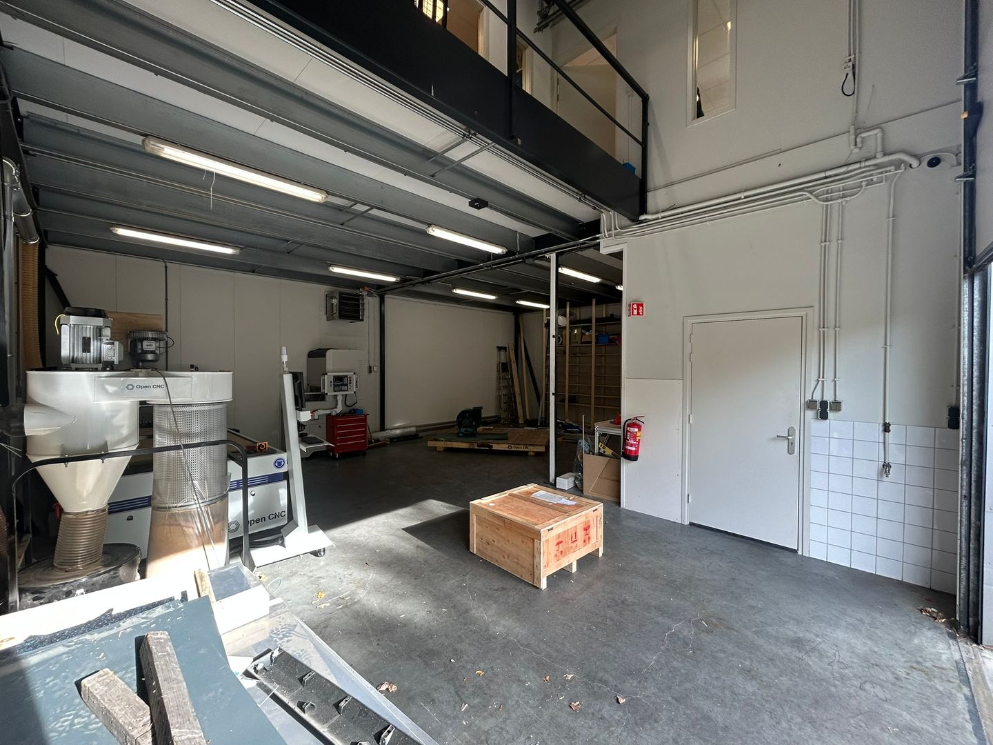 Bekijk foto 2 van Adriaen Banckertstraat 10