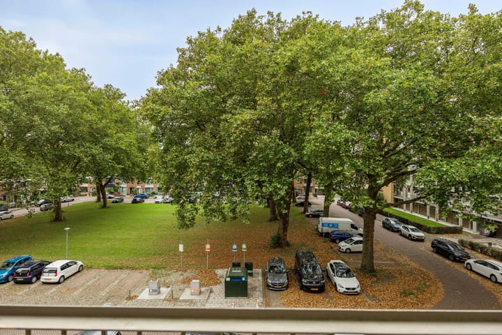 Foto 29 van Van Bosseplantsoen 105