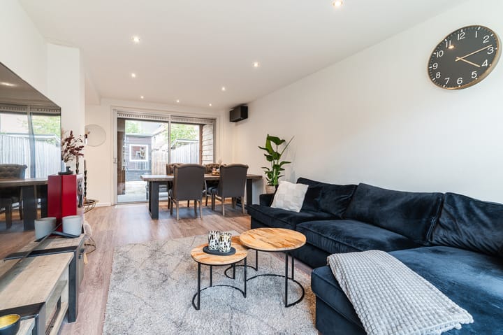 Photo 9 of Hazelaarstraat 18