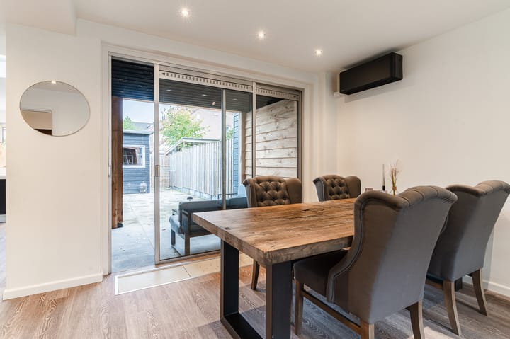 Photo 11 of Hazelaarstraat 18