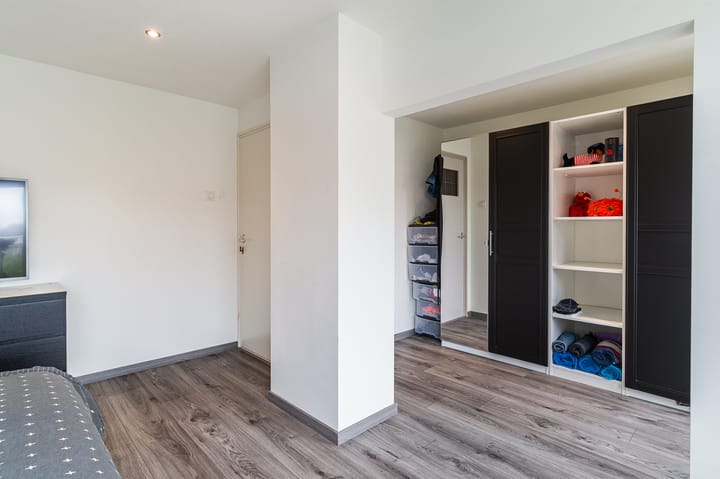 Photo 32 of Hazelaarstraat 18