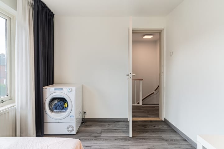 Photo 39 of Hazelaarstraat 18