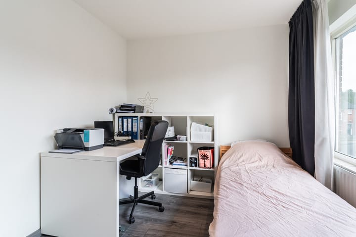 Photo 40 of Hazelaarstraat 18