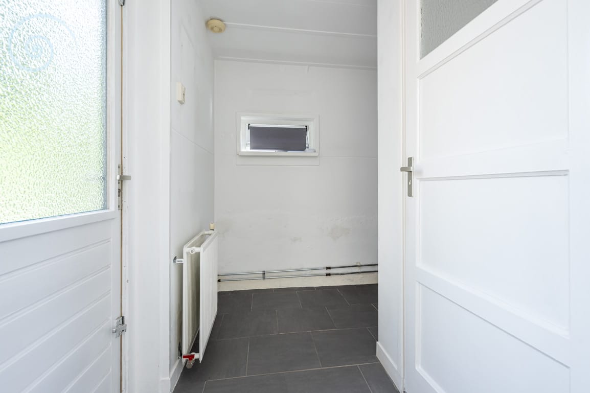 Photo 12 of Wilhelminastraat 36