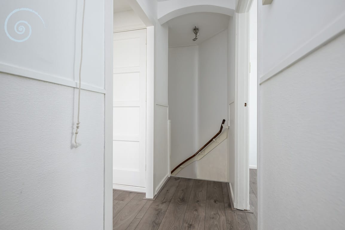 Photo 14 of Wilhelminastraat 36