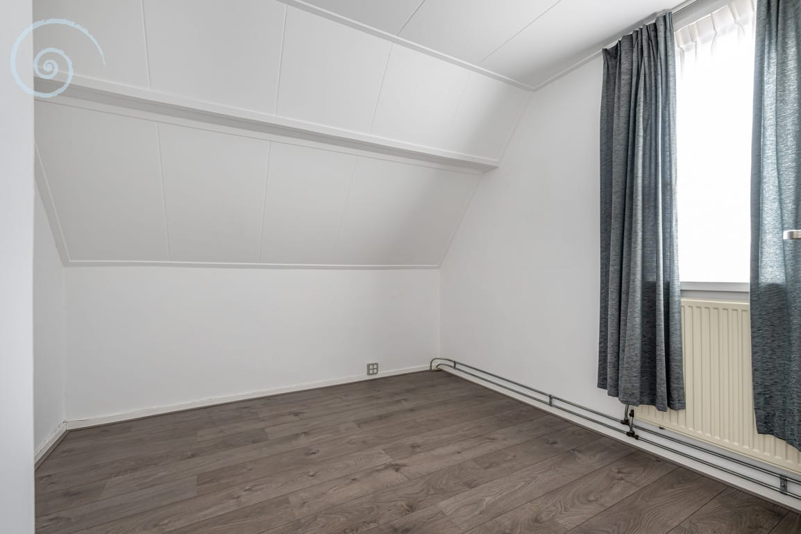 Photo 19 of Wilhelminastraat 36