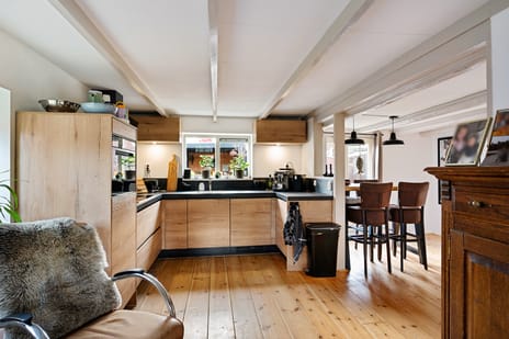 Frânskeleane 37 secondary image