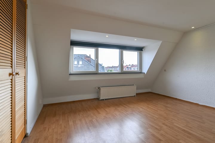 Foto 23 van Middenweg 130-A