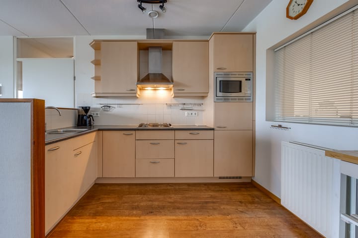 Foto 18 van A-weg 10-18