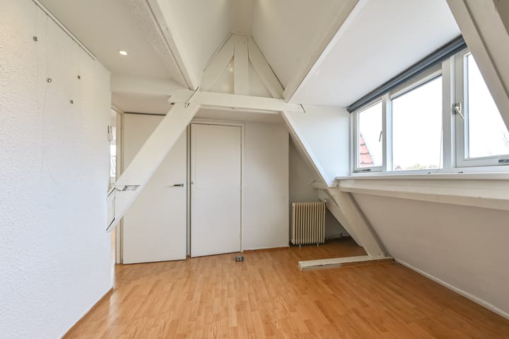 Foto 26 van Middenweg 130-A