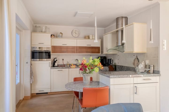 Foto 20 van van Houtstraat 42