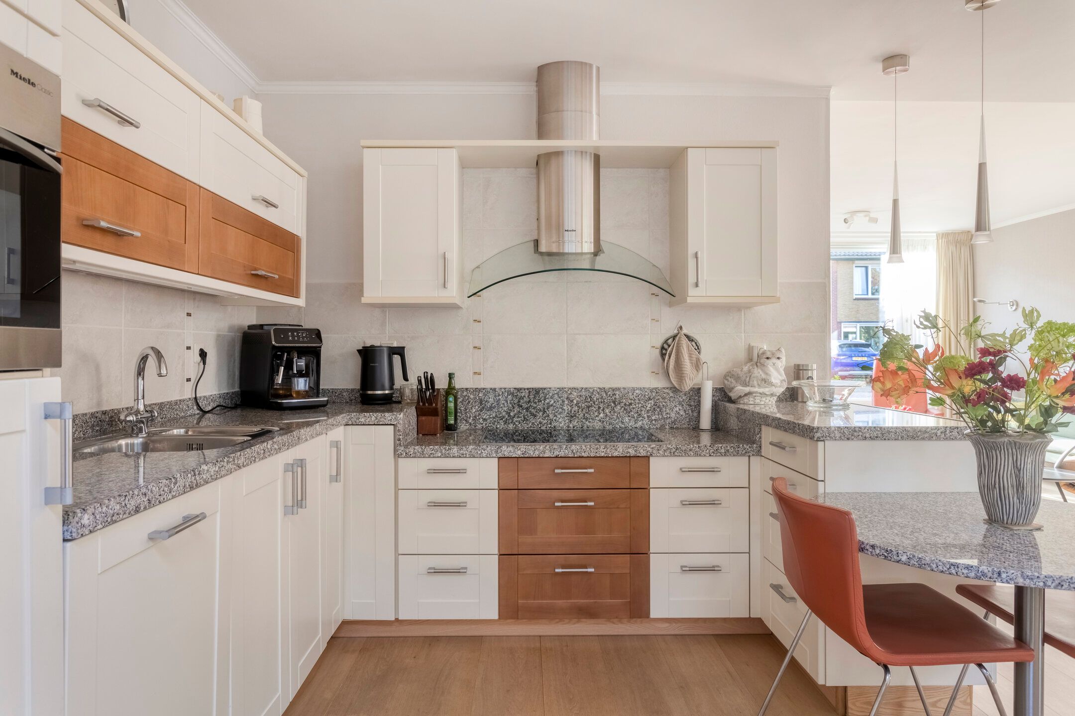 Foto 21 van van Houtstraat 42