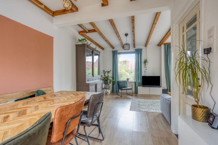 Foto 24 van Middellaan 8