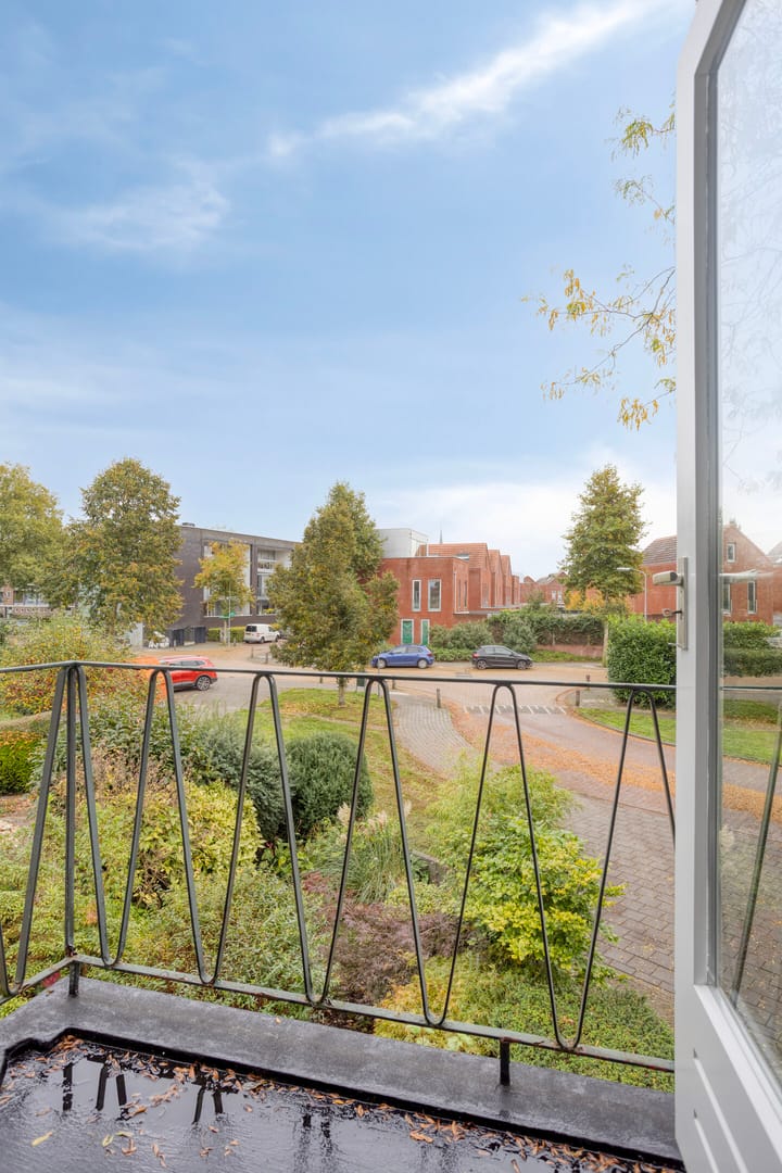 Foto 47 van Middellaan 8