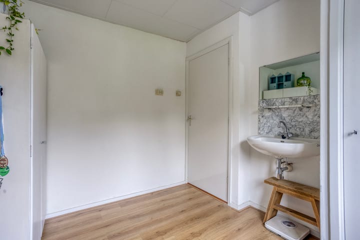 Foto 50 van Middellaan 8